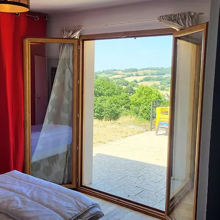 בית נופש Magnifique 230 *